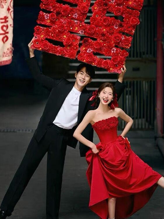 Photography Outfits - 2025년 신상 레드 브라이드메이드 스트리트 스냅