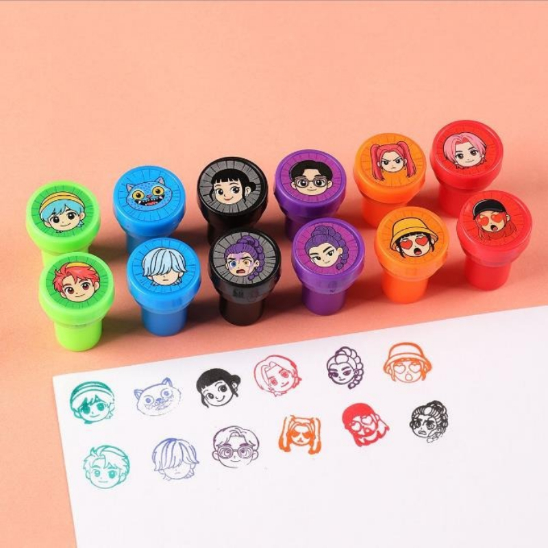 Photography Kit - 12PCS 헌터 걸 그룹 애니메이션 키즈